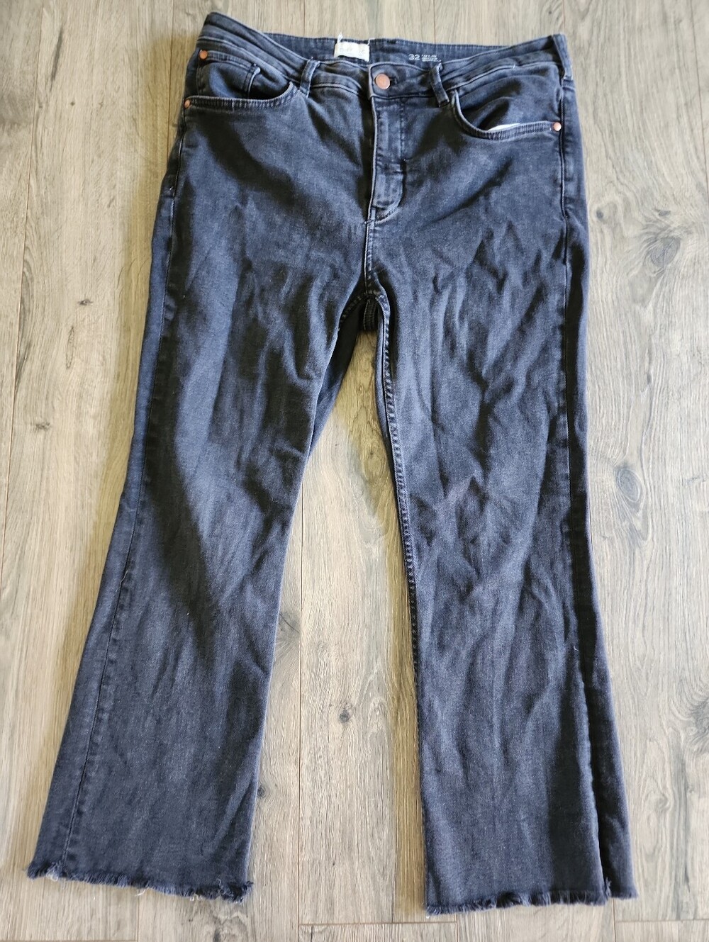 Pilcro Black Athropologie Yaya Jeans Raw Hem Straight Leg Sz 32 Faded Denim